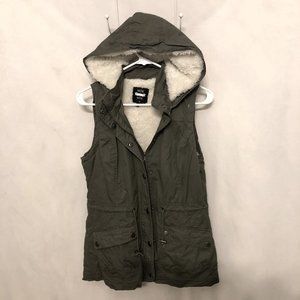 Hooded Green Utility Vest
